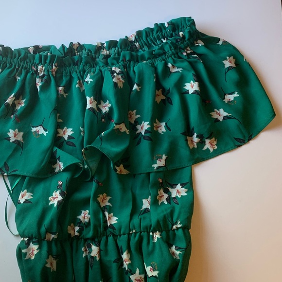 Collective Concepts Dresses & Skirts - Sasha Floral Print Midi Dress Size S